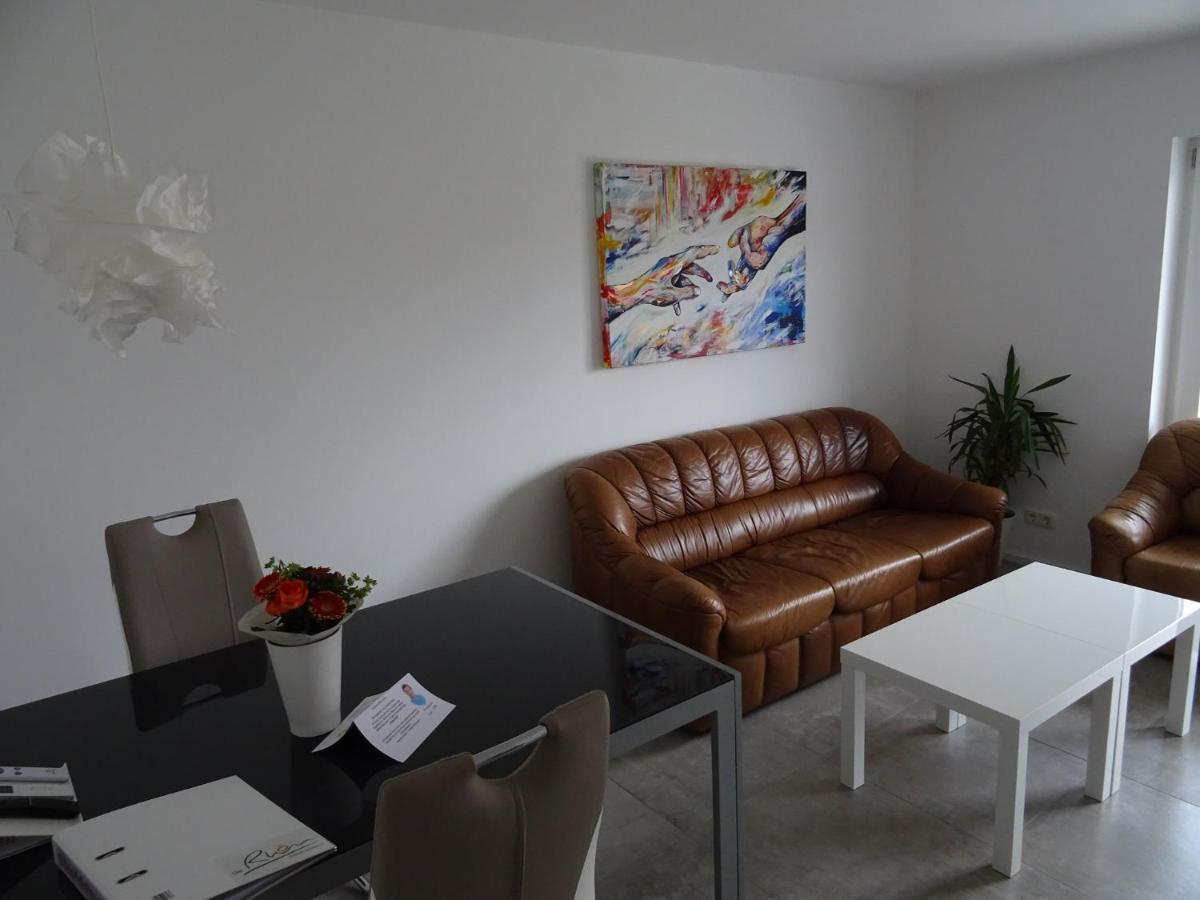 Ferienwohnung Happynes Bad Neustadt an der Saale Bagian luar foto